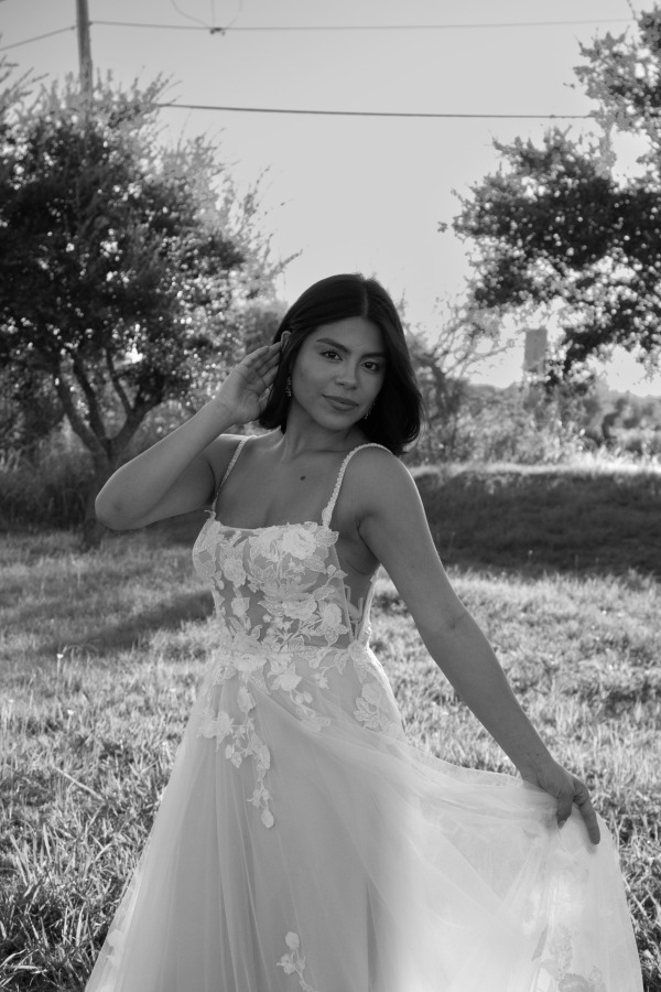 Bride posing for her picture